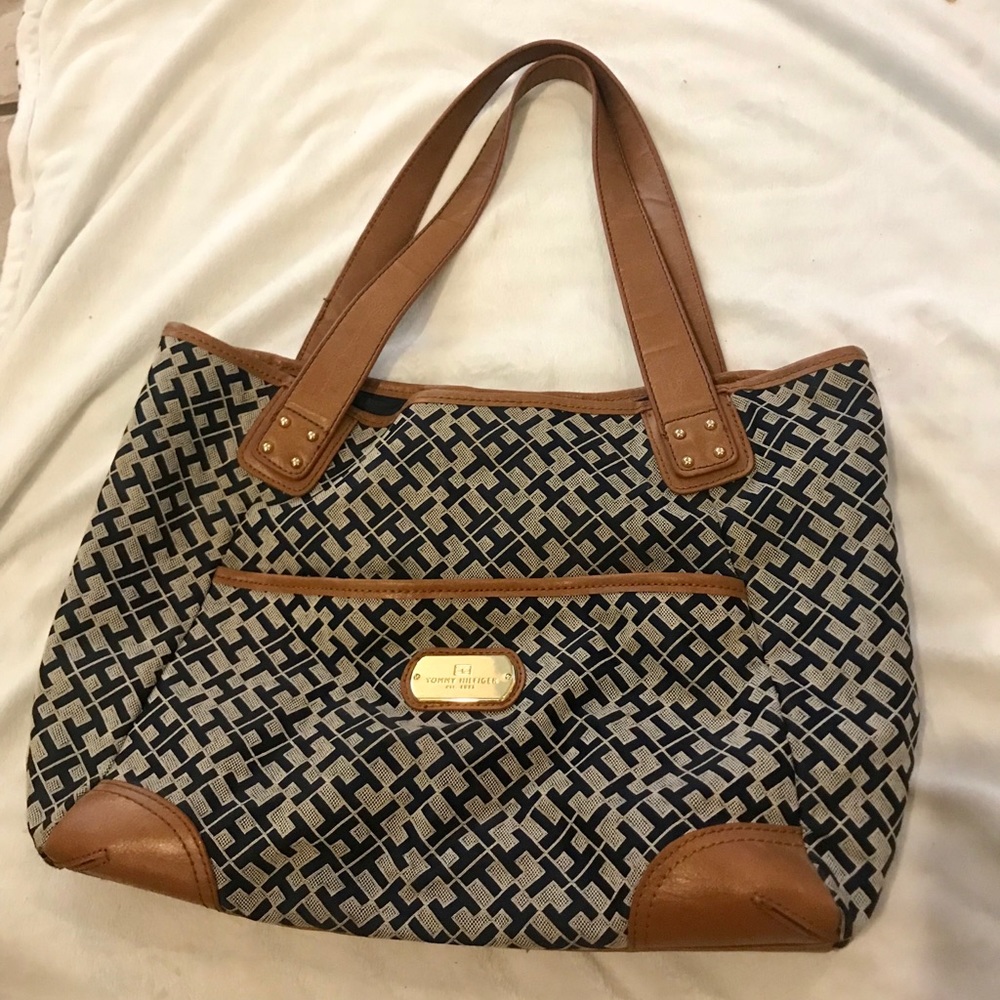 Tommy Hilfiger bag